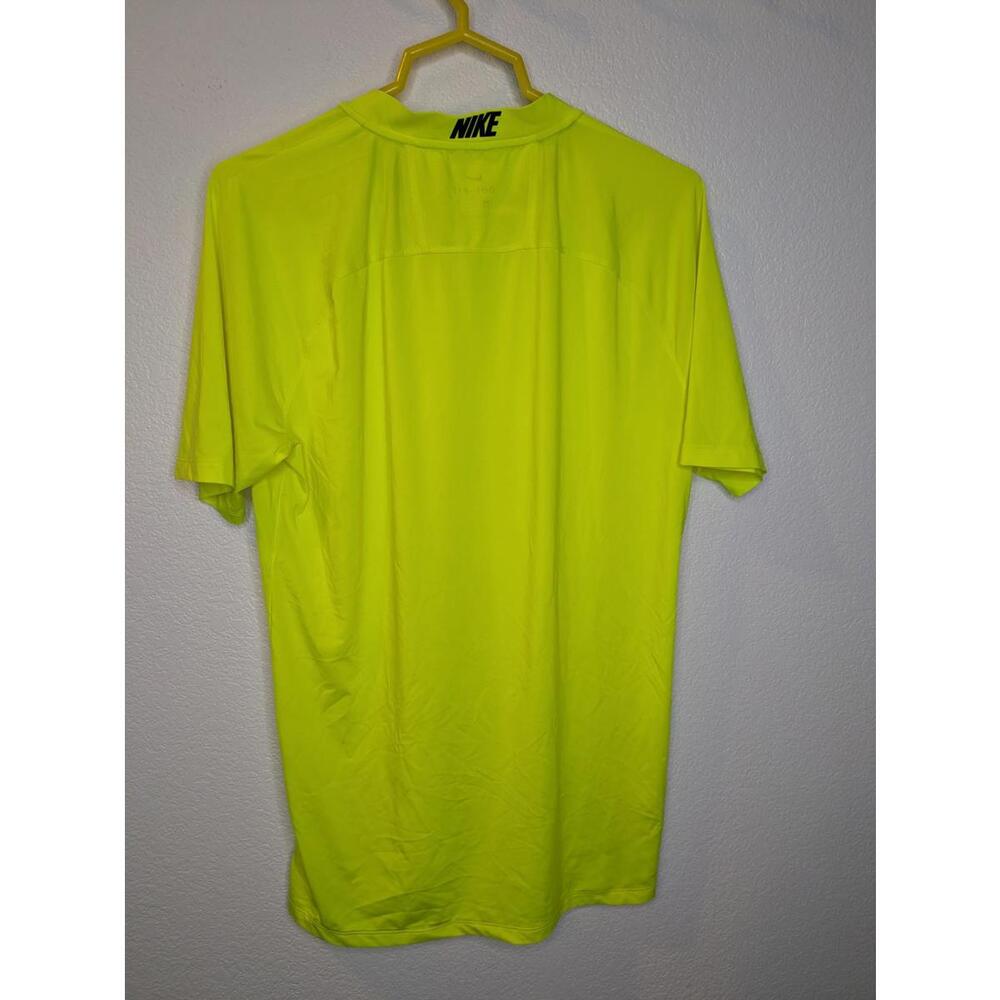 Nike Golf Men's Dri-Fit Blade Collar Polo Shirt Size M Neon Volt Yellow - Picture 6 of 6